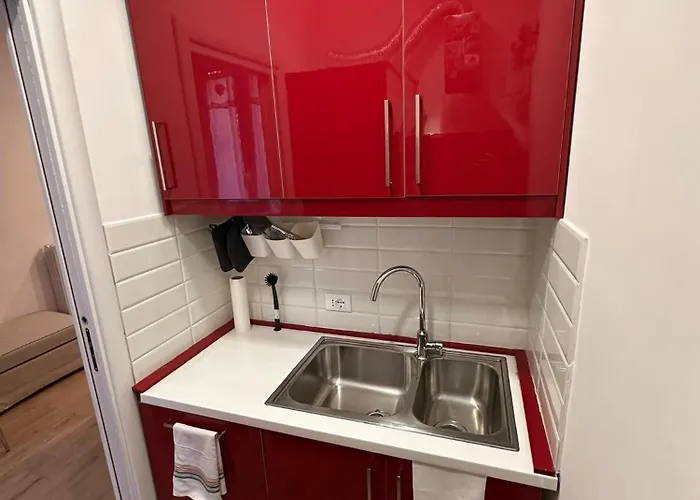 Renovated Three-room With Balcony In Tormarancia
