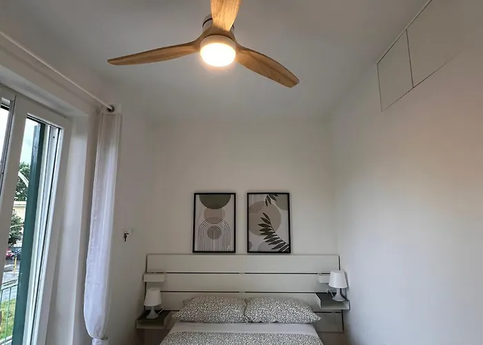 Renovated Three-room With Balcony In Tormarancia Rome